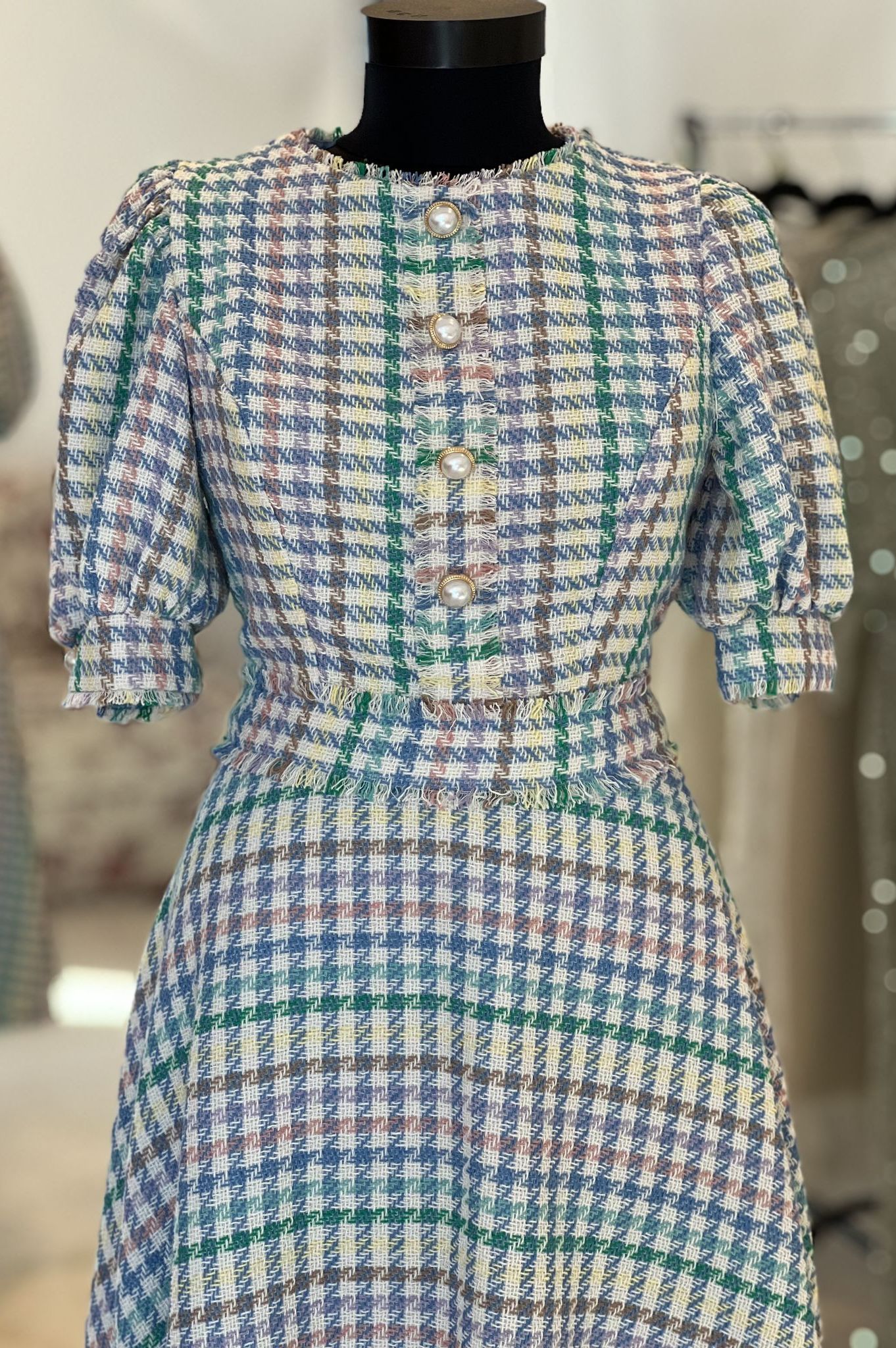 ROCHIE BLEU EVAZATA DIN CHANEL 2