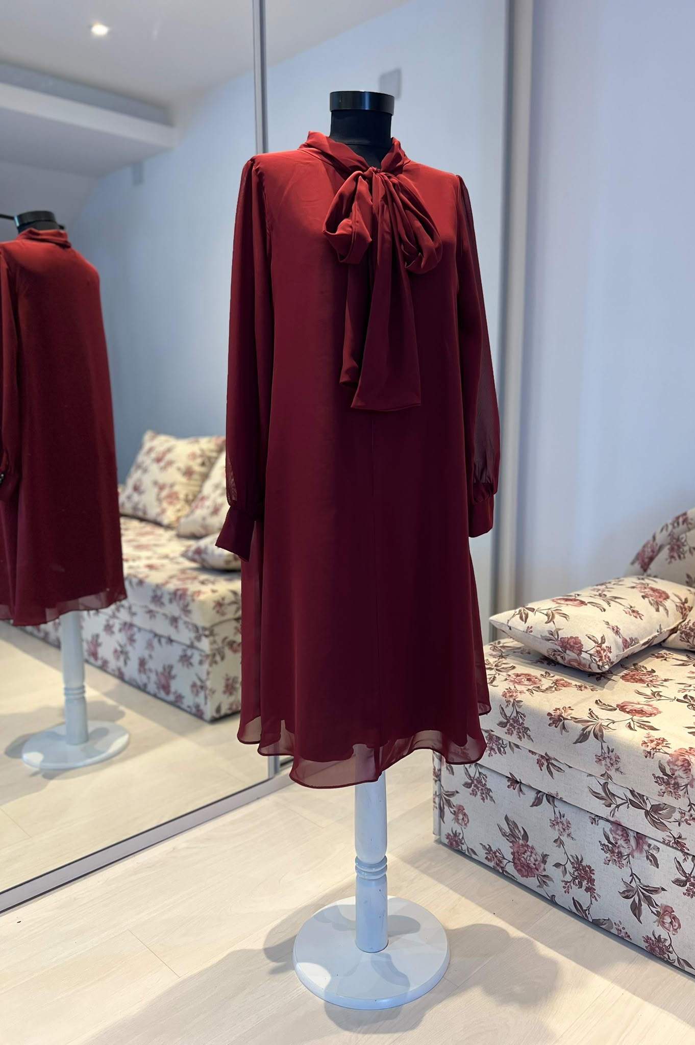 ROCHIE VISINIE LEJERA